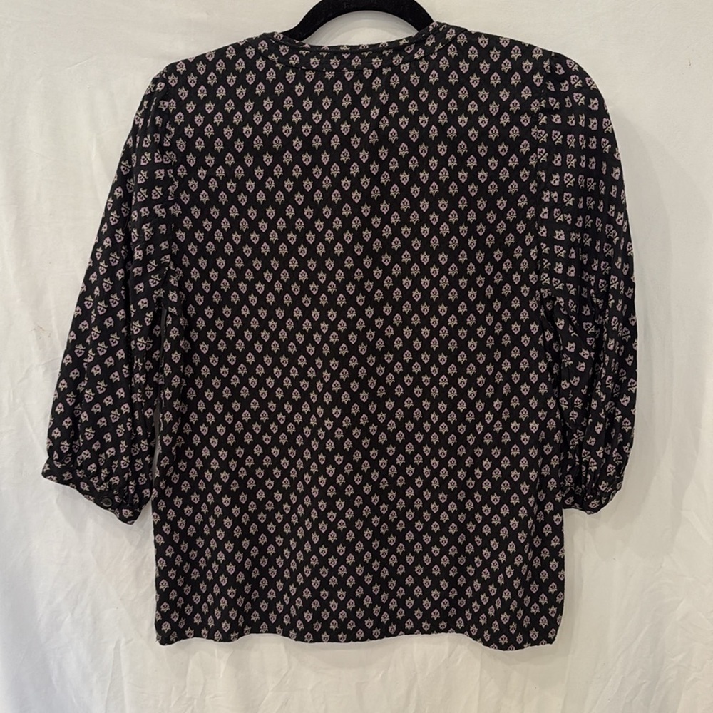 Caslon Nordstrom navy blue / lavender block
Print blouse sz small petite - Picture 5 of 5